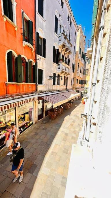 Lin * Venedig